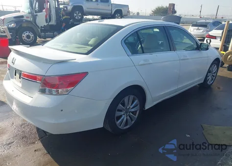 2011 Honda Accord 2.4 Ex-L from USA, damaged, VIN 1HGCP2F84BA038878